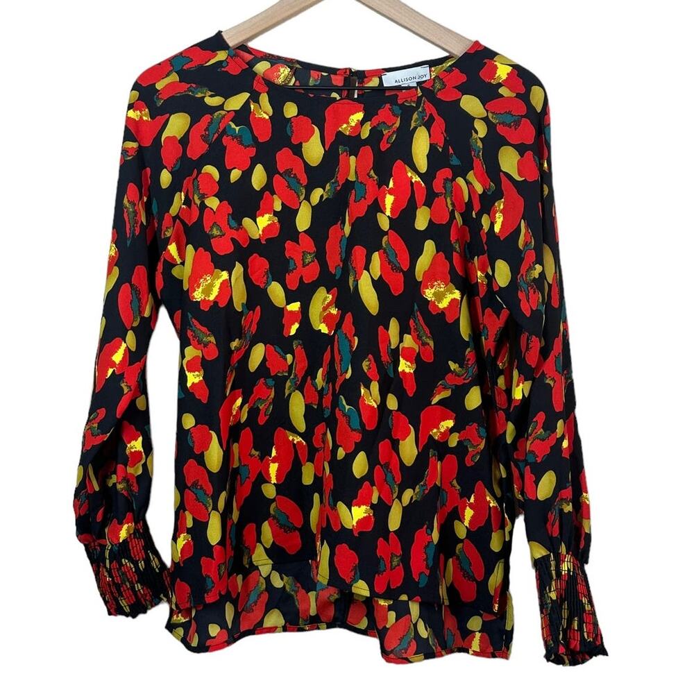 Evereve Allison Joy Reyna Leopard Smocked Long Sleeve Top NWT Size Small